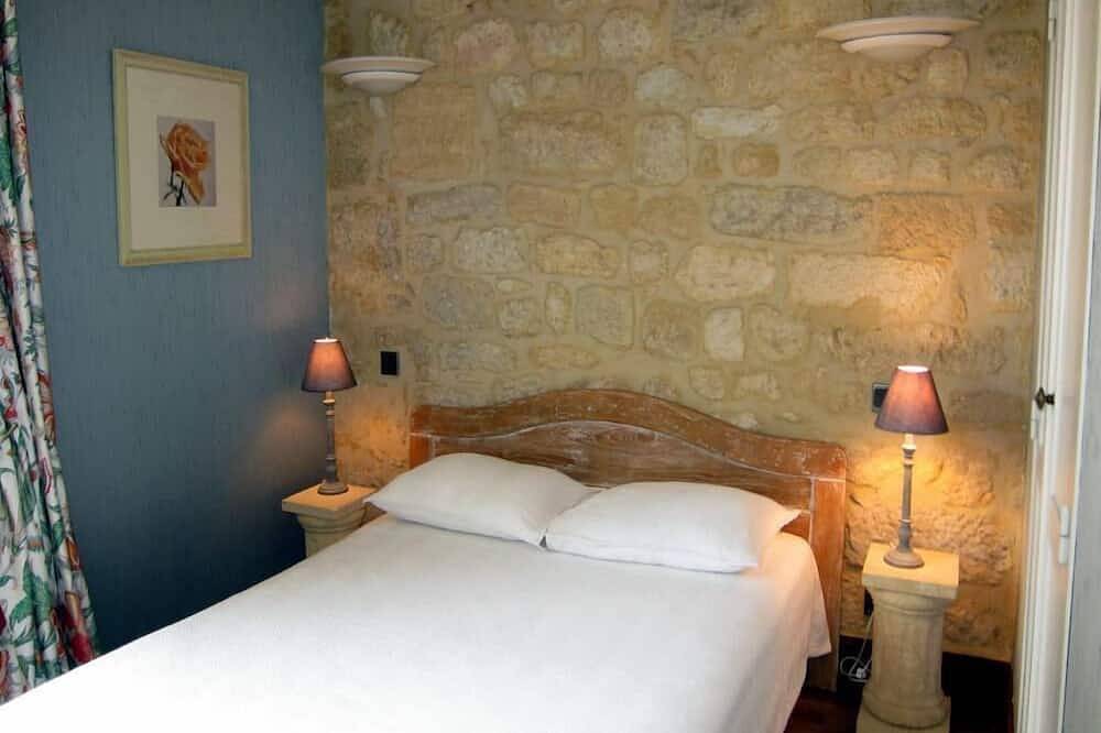Entire apartment, Domme, bastide in the center of the golden triangle<br><br><br> in Domme, Périgord Noir