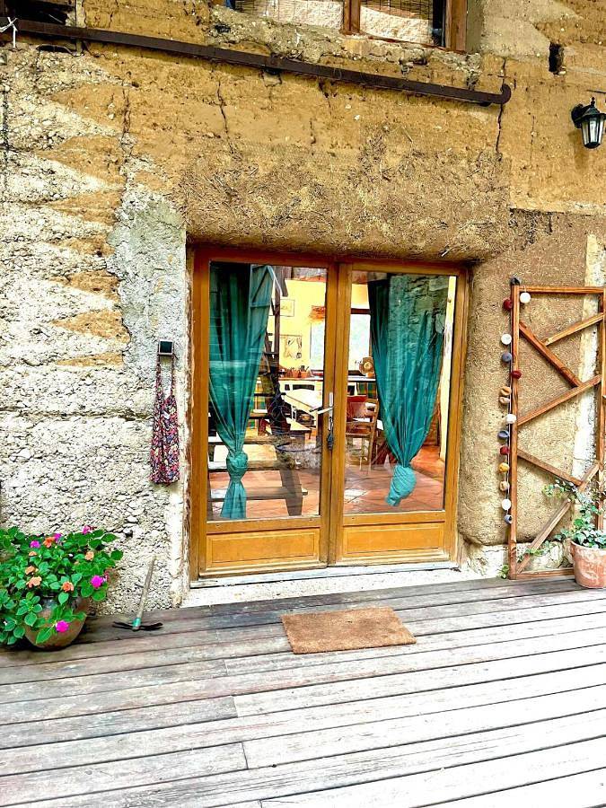 La cabane savoyarde in Saint-Genix-les-Villages, Région de Chambéry