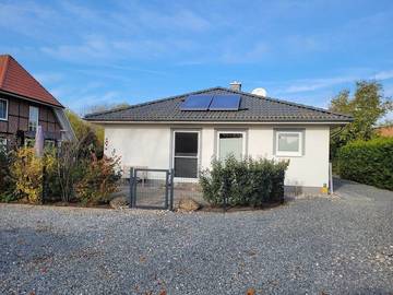 Ferienhaus für 6 Personen, mit Sauna und Terrasse in Gammendorf