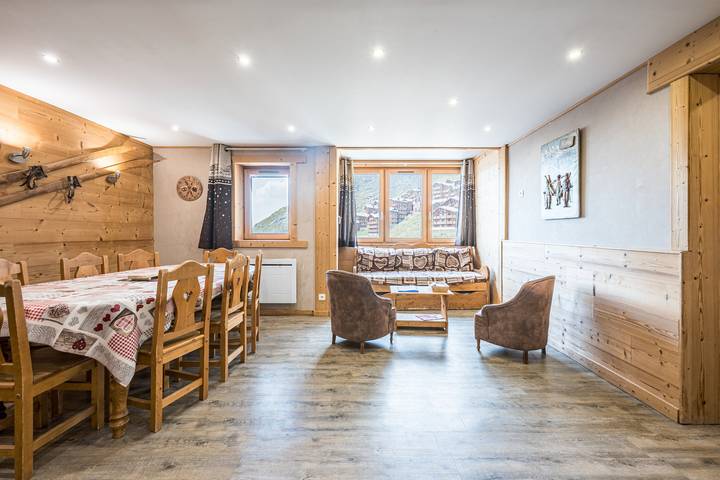 Chalet for 10 people, with balcony in Val Thorens