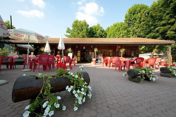 Camping pour 4 personnes dans Lac Majeur (Italie) - 3