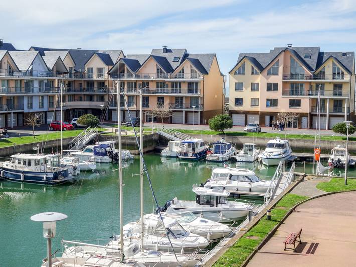 Entire apartment, Blue Bay in Deauville, Lisieux region