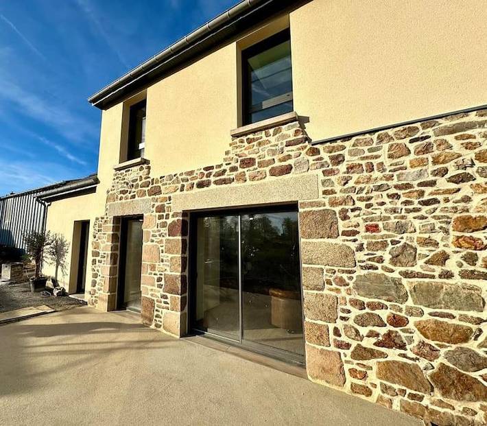 Gîte pour 6 personnes, avec jardin et vue à Irodouër