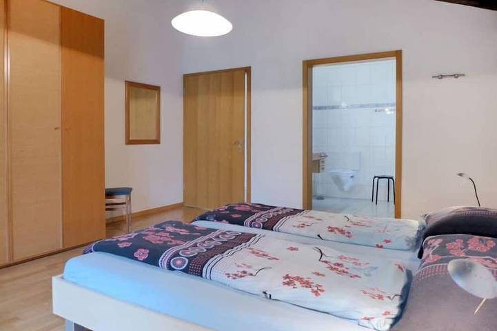 Geheel appartement, Von Allmen in Wilderswil, Meer van Thun
