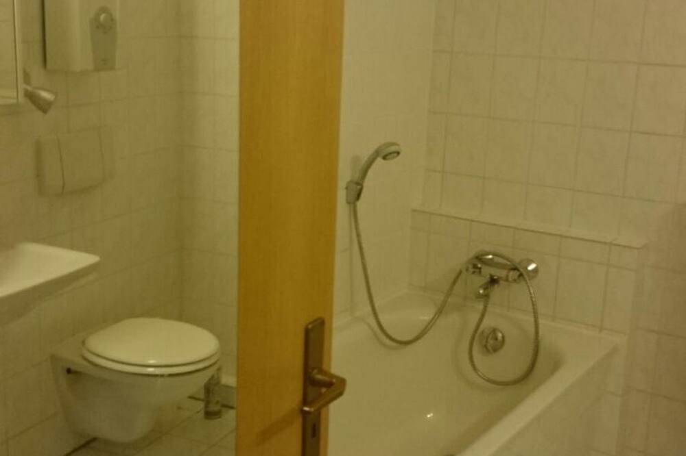 Entire apartment, Velo-Stop - Apartment Velo-Stopp in Magdeburg, Elbe-Börde-Heide