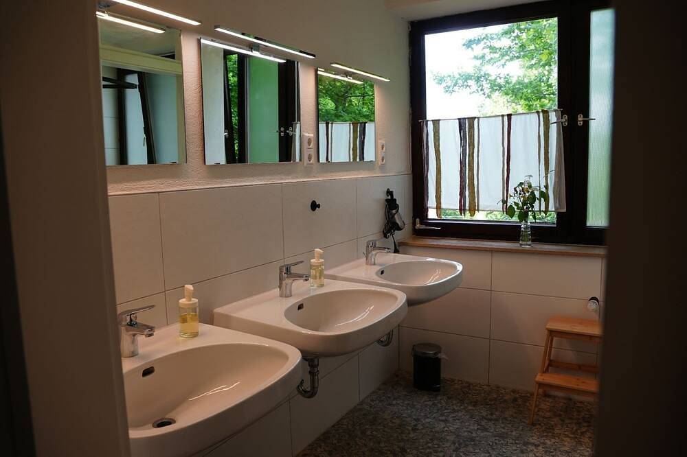 Ganze Wohnung, Doppelzimmer für 2 Gäste mit 15m² in Gomadingen (297585) in Gomadingen, Neckar-Alb