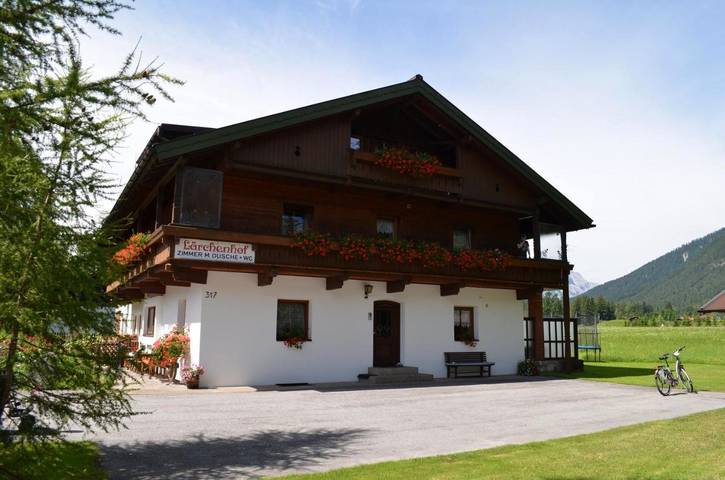 BnB für 3 Personen, mit Balkon und Terrasse sowie Garten und Ausblick in Leutasch