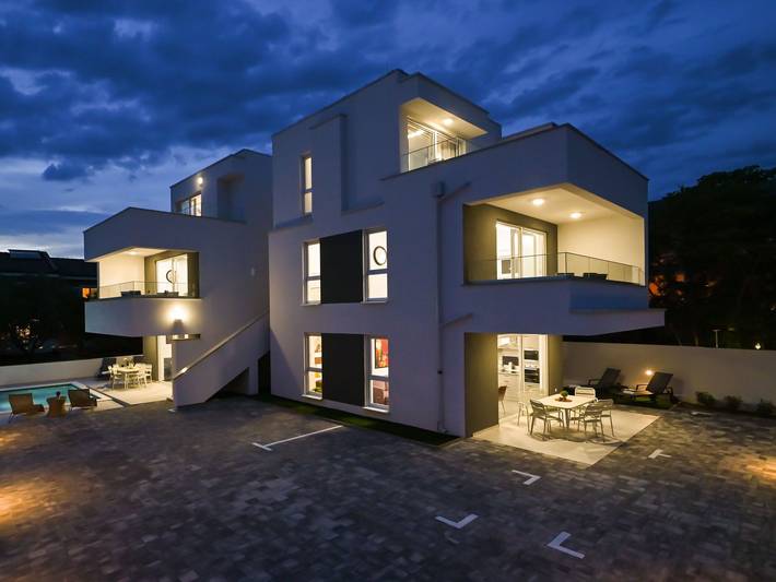 Ferienhaus für 20 Personen, mit Pool und Garten in Novalja - 2