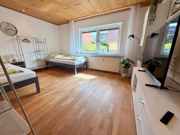 Ferienwohnung für 6 Personen, mit Ausblick in Rödental - 4