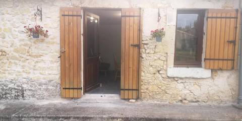 Gîte pour 4 personnes, avec jardin, animaux acceptés à Saint-Laurent-Médoc