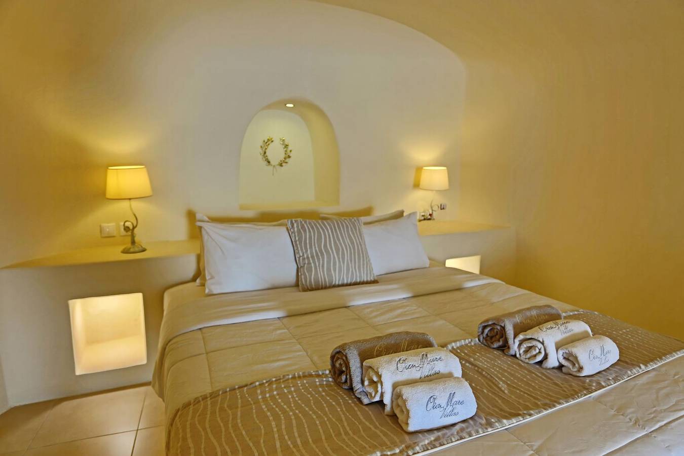 Villa pour 2 Personnes dans Ormos Ammoudiou, Oia