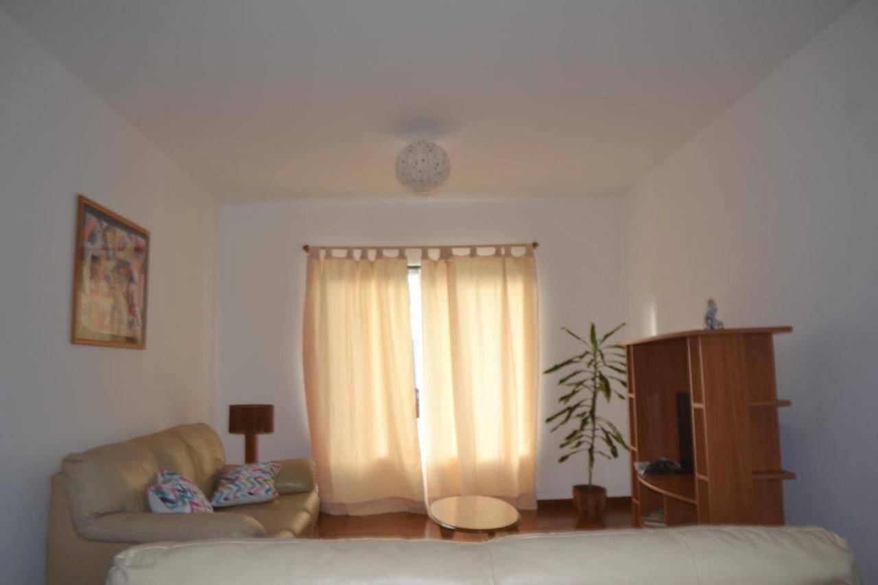 Apartamento inteiro, Apartment in Praia da Vitória, Terceira