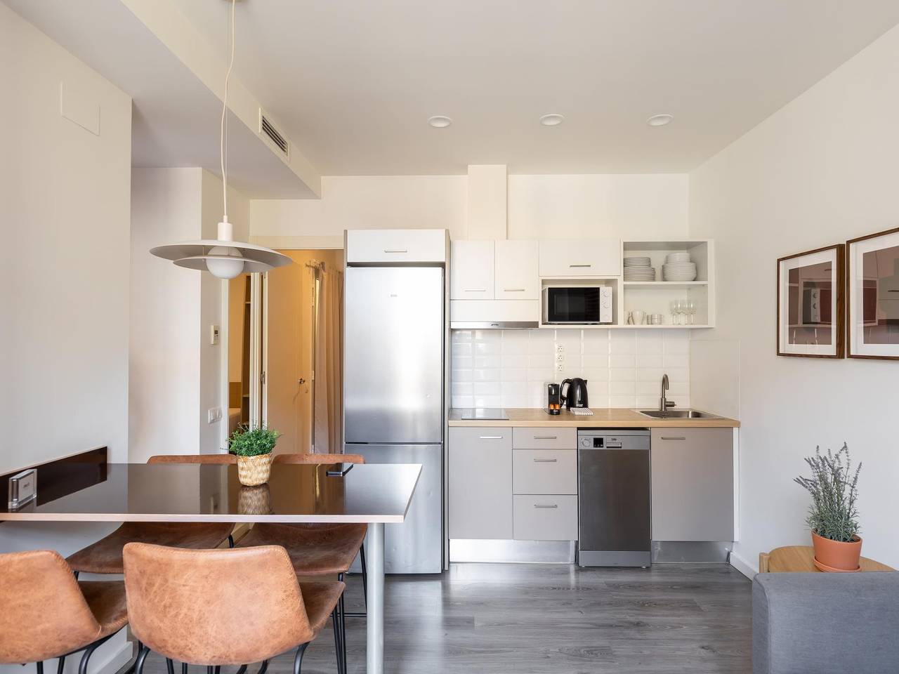 Holiday Apartment for 4 People in Sants-Montjuïc, Barcelona