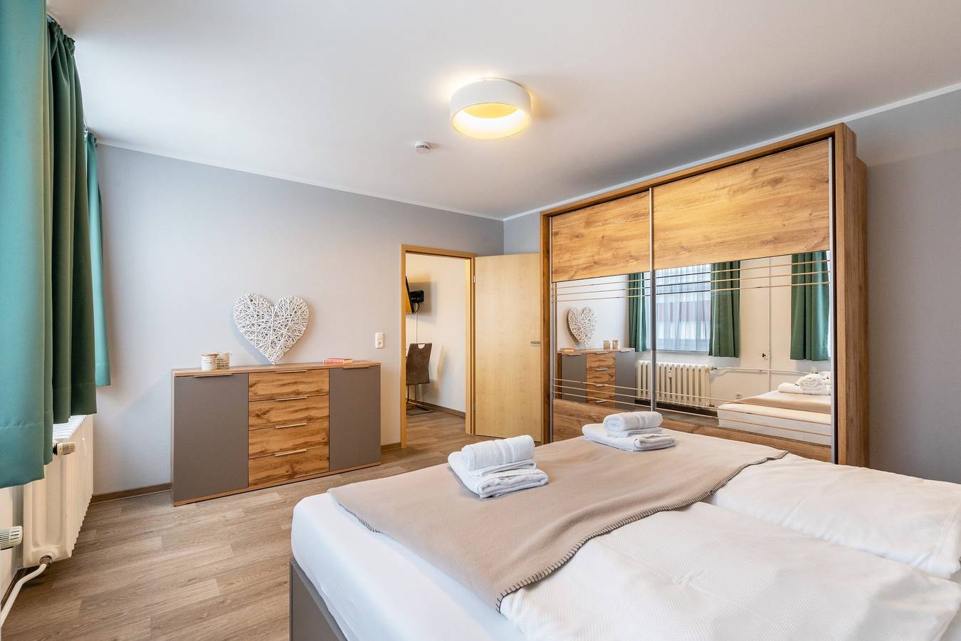 Entire apartment, Holiday Apartment at Pension Clara – Klipphausen in Klipphausen, Region Meissen