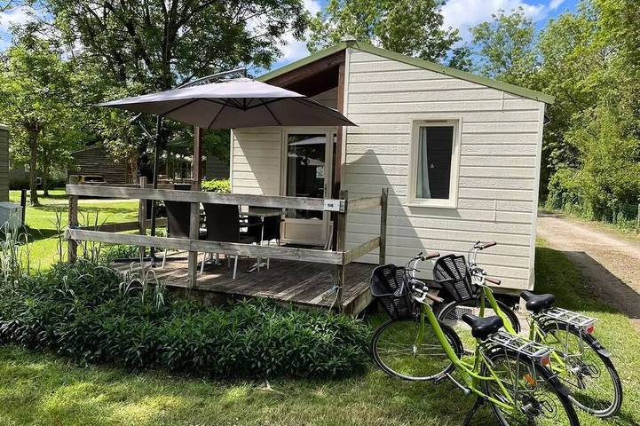 Maison pour 5 personnes, avec jacuzzi et sauna ainsi que terrasse et piscine à Coulon
