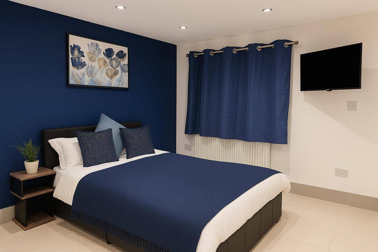 Entire apartment, One-Bedroom Apartment in Hounslow, London