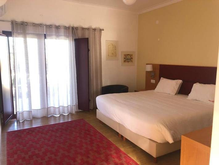 Hotel para 2 pessoas, com Varanda e Terraço e ainda Jardim and Piscina em Chamusca