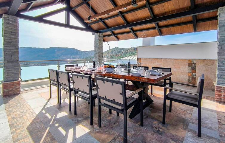 Acogedor apartamento de 200 m² con piscina, wifi y barbacoa in Iznájar, Sierras Subbéticas