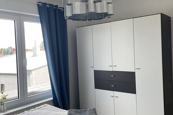 Ganze Wohnung, Große Moderne Penthouse Wohnung Mit Dachterrasse in Uetersen, Kreis Pinneberg