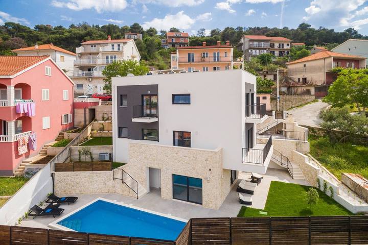 Villa pour 8 personnes, avec vue sur l’océan à Trogir - 3