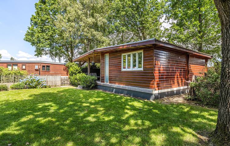 Ferienhaus für 4 Personen, mit Terrasse und Garten sowie Ausblick
