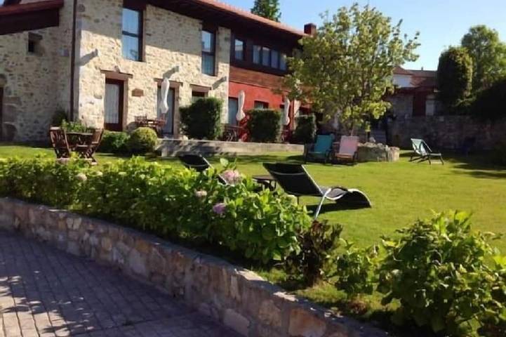 Gîte pour 4 personnes, avec Jardin