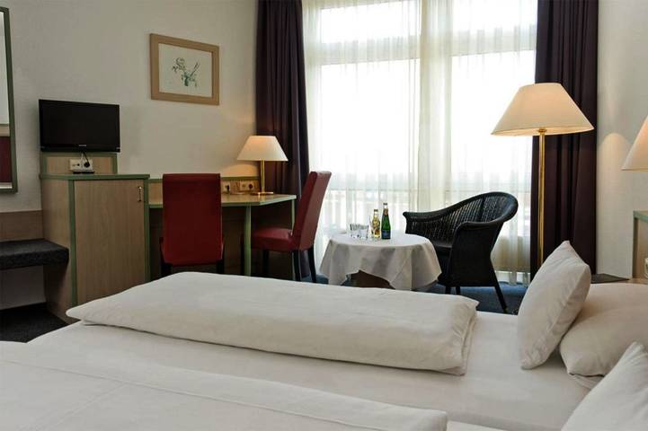 Hôtel pour 2 personnes, avec terrasse dans Willstatt - 2