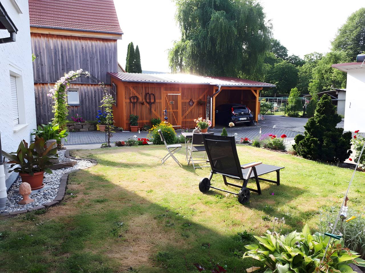 Ganze Wohnung, Apartment 'Mit 60qm' mit gemeinsamer Terrasse, gemeinsamem Garten und Wlan in Steinau an der Straße, Main-Kinzig-Kreis
