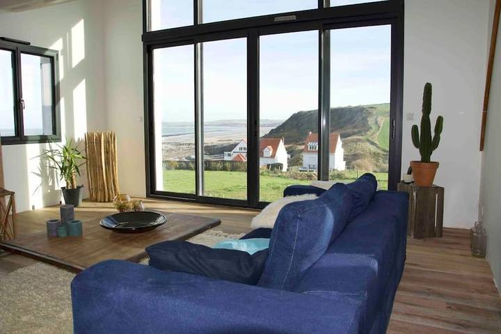 Location de vacances pour 9 personnes, avec Terrasse ainsi que Jardin et Vue dans Cap Gris-Nez