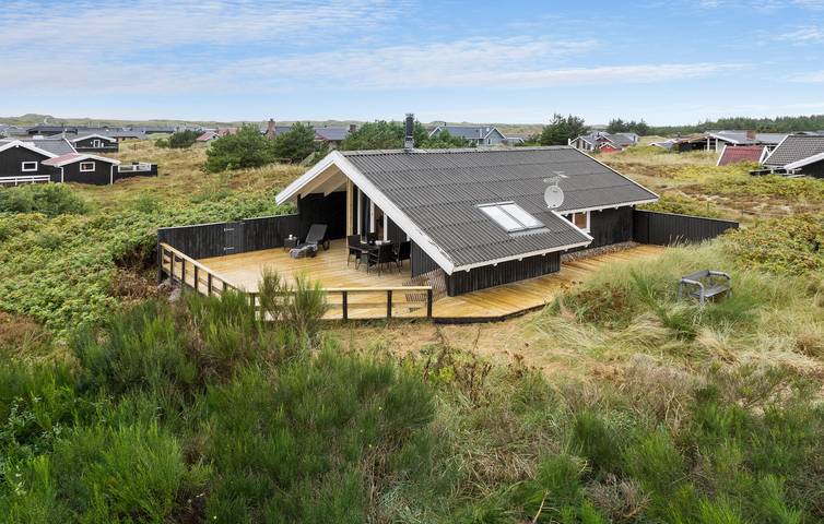 Feriehus for 4 personer, med hage, dyr tillatt i Hvide Sande