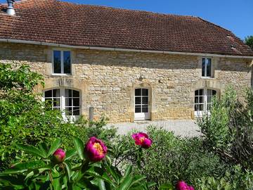 Gîte pour 7 personnes, avec jardin ainsi que piscine et terrasse à Martel