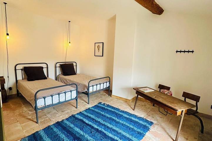 Location de vacances pour 12 personnes, avec Terrasse à Quarante - 4