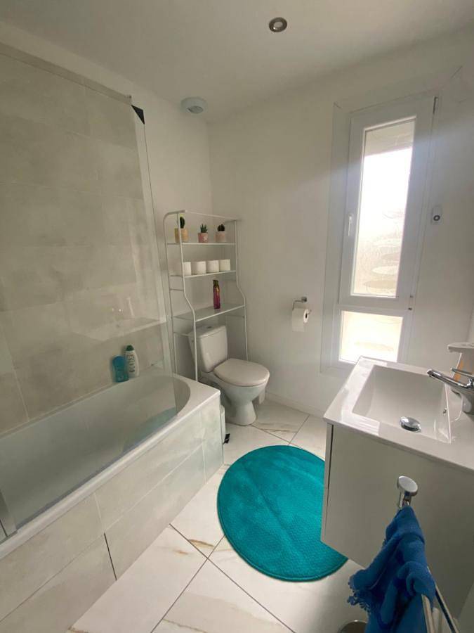 Appartement entier, Petit château in Chasse-sur-Rhône, Région de Vienne