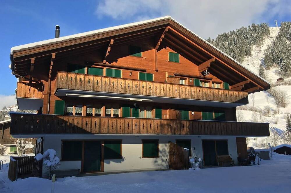 Appartamento vacanze a Lenk a partire da 216€ a notte