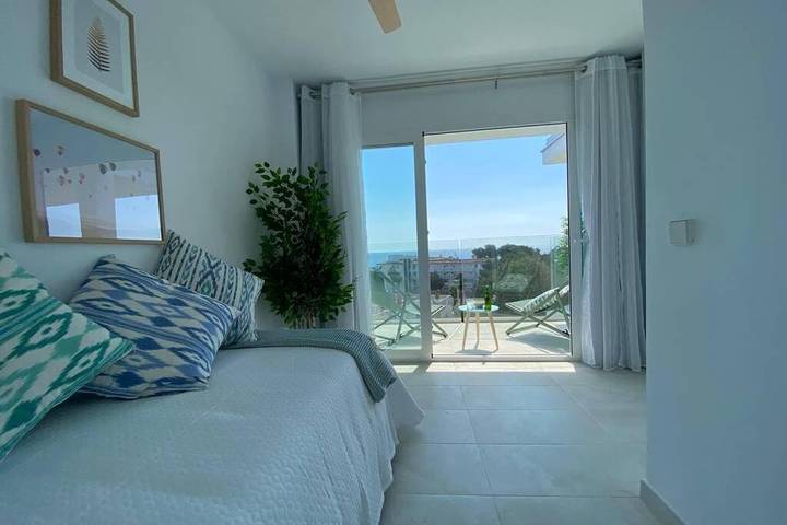 Ferienwohnung für 3 Personen, mit Garten und Pool sowie Ausblick in Canyamel - 4