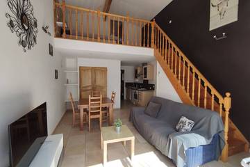 Gîte pour 4 personnes, avec terrasse et jardin à Le Thoronet