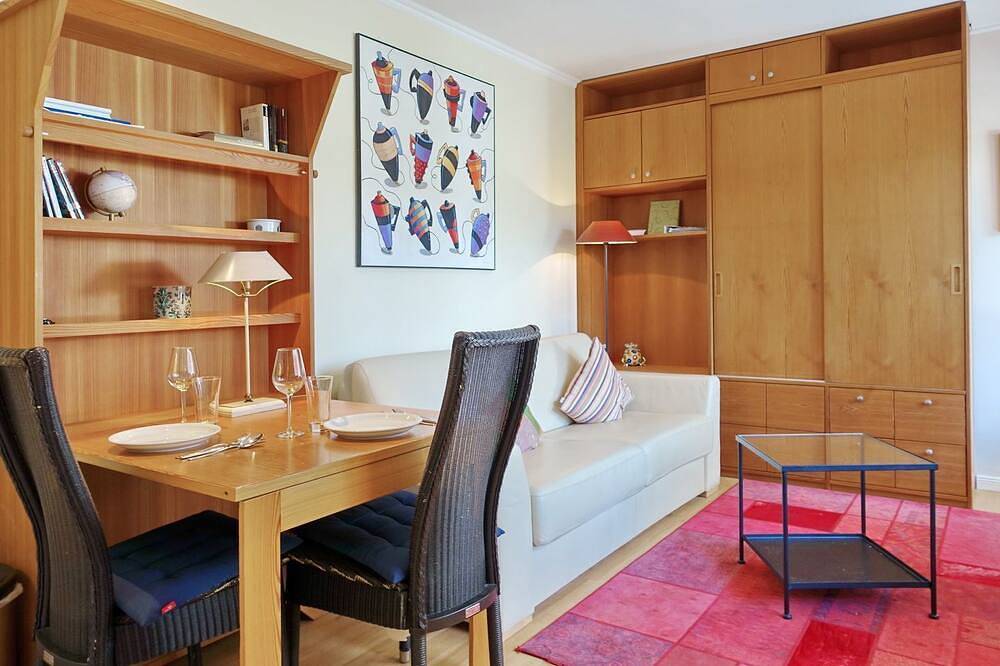 Ganze Wohnung, Haus Silvana, App. 3 - 1-Raum Appartement mit ca. 25m ² Nutzfläche im in Wenningstedt, Sylt