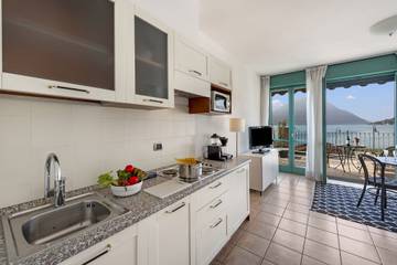 Ferienwohnung für 2 Personen, mit Terrasse und Seeblick, mit Haustier in Gemeinde Porlezza