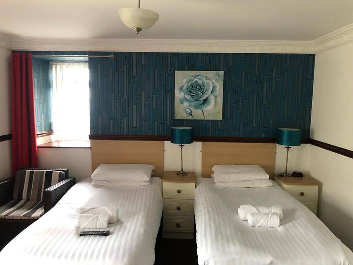 Hôtel pour 2 personnes, avec Terrasse ainsi que Jardin et Vue à Holyhead - 2