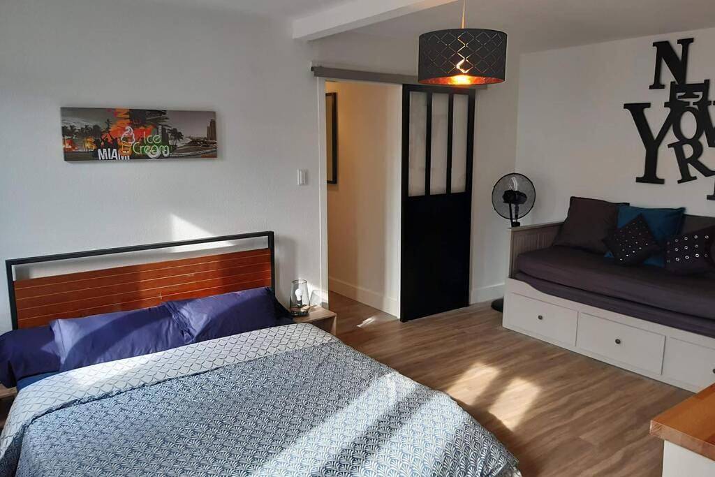 Appartement entier, One-Bedroom Apartment in La Roche-Chalais, Dordogne