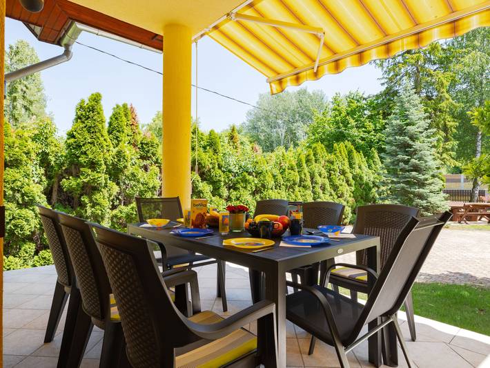 Gîte pour 10 personnes, avec balcon et jardin dans Lac Balaton - 4