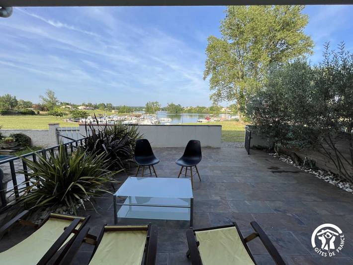 Gîte pour 6 personnes, avec jardin à Rivières - 2