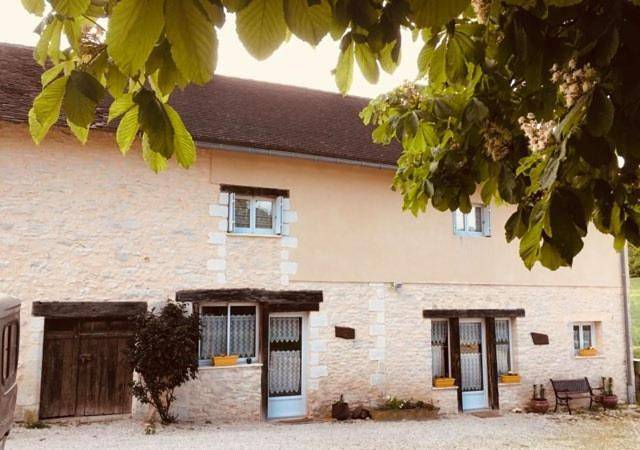 Two-Bedroom House in Fossemagne, Périgord Noir