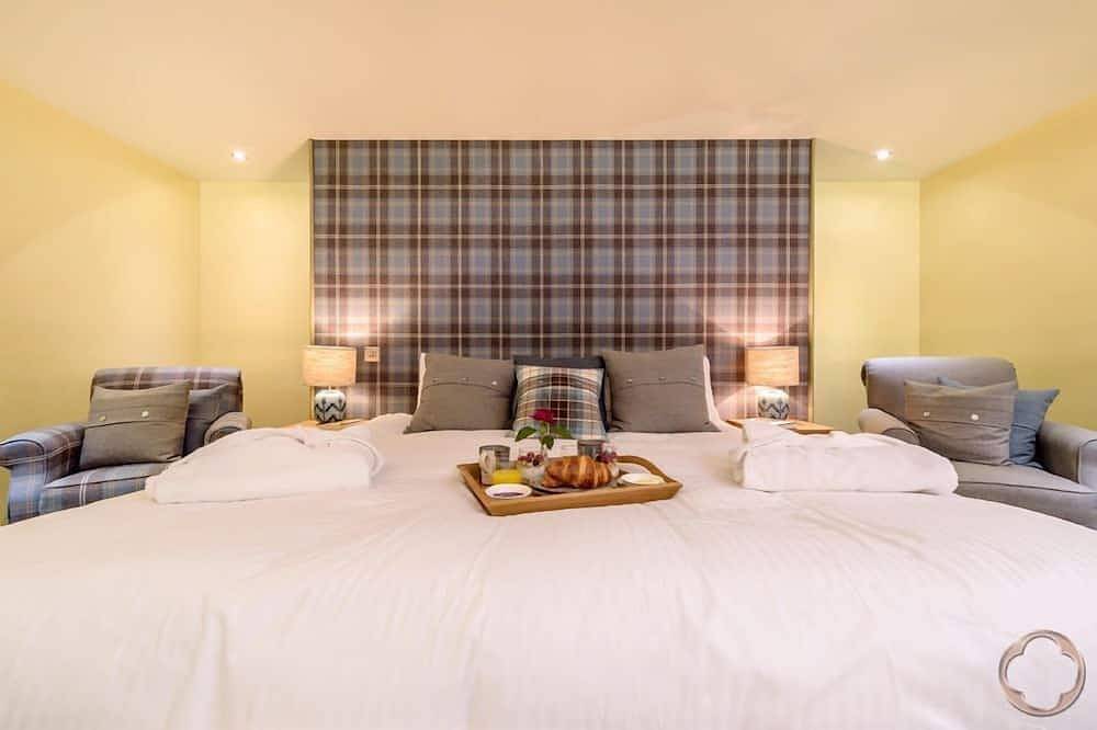 Ganze Wohnung, Highland Club Direct Immobilien - Caladh Apartment im Kloster am Loch Ness - Wlan - Pool - in Fort Augustus, Highlands
