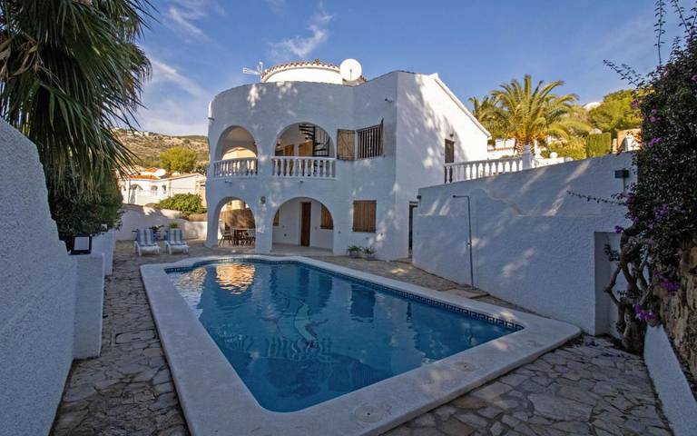 Casa rural para 8 personas, con jardín además de terraza y piscina en Alcalá de Chivert - 2