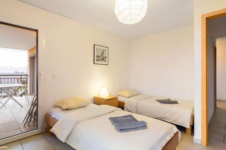 Gîte pour 8 personnes, avec balcon à Port-Valais - 3