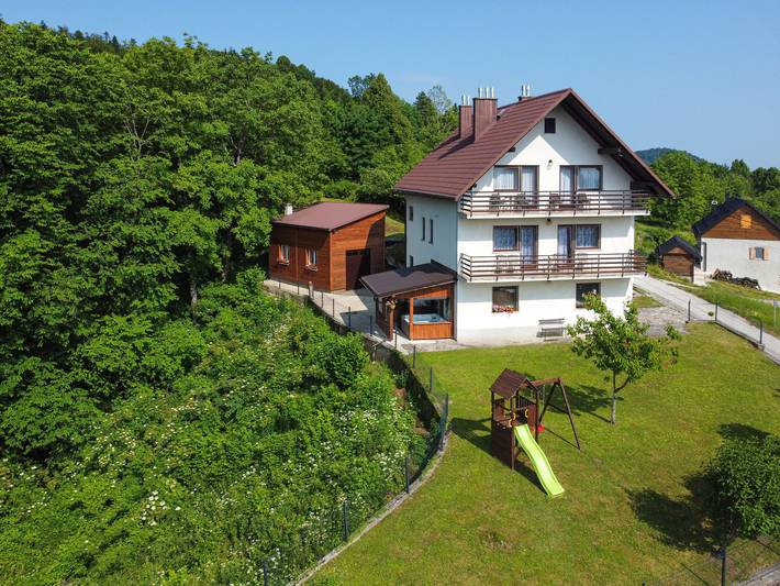 Ferienhaus für 8 Personen, mit Balkon und Garten - 1