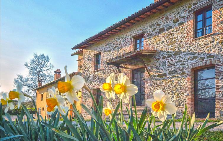 Apartamento con piscina y jardín y aparcamiento | 1,5km al Tevere in San Venanzo, Provincia de Perugia