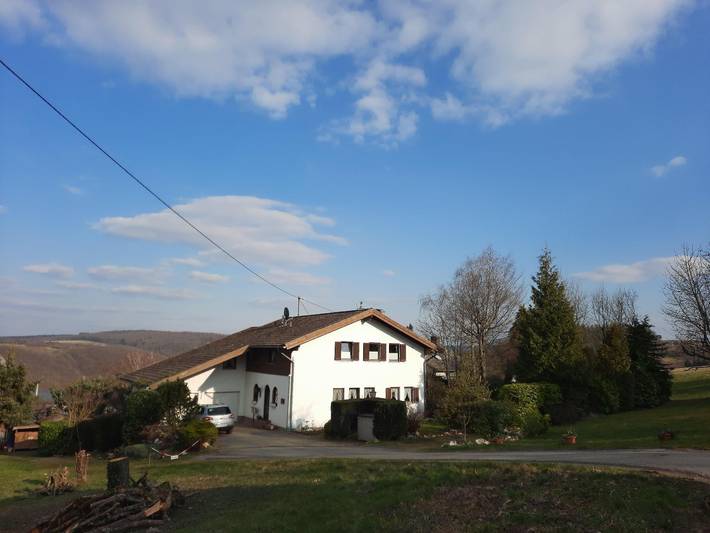 Ferienwohnung für 2 Personen, mit Terrasse und Garten an der Mosel