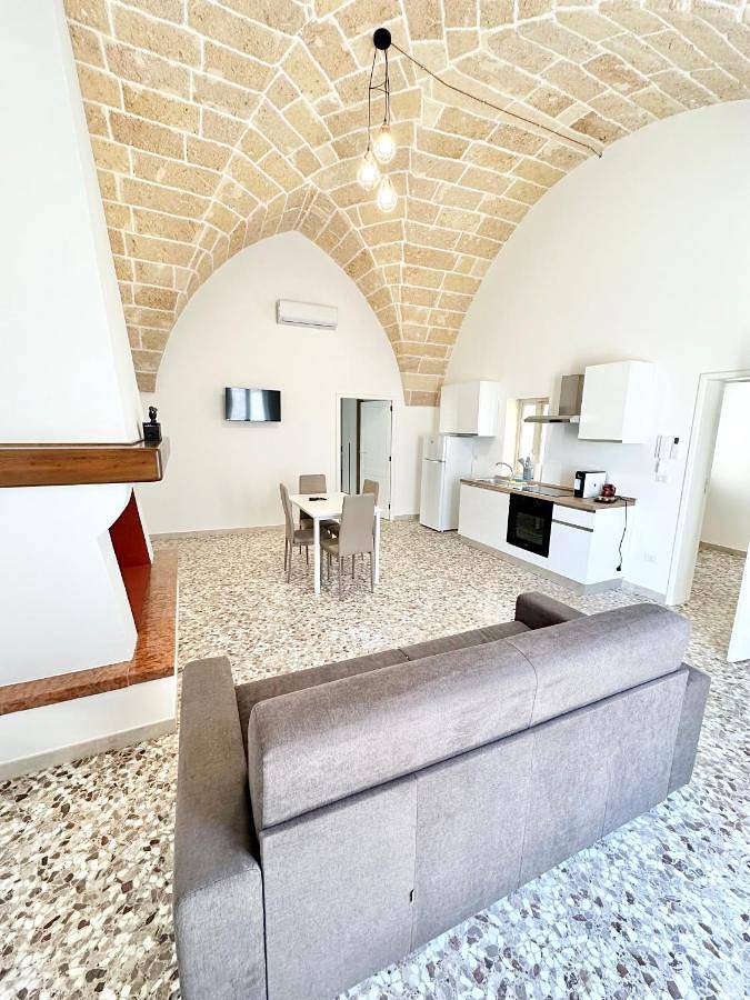 Gîte pour 6 personnes, avec balcon à Copertino - 4